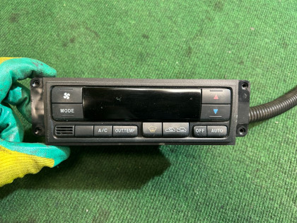 Climate control unit SUBARU FORESTER OEM 72311FC150 SF5 1998 EJ205 AT