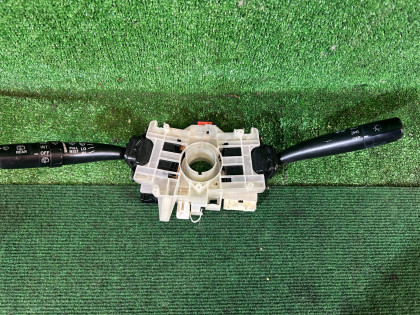 สวิตช์ก้านคอพวงมาลัย SUBARU FORESTER OEM 83111FC410 SF5 1998 EJ205 AT