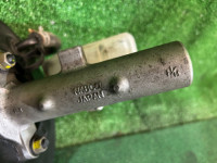 Cilindro-mestre do travão SUBARU FORESTER OEM 26401AC180 26402AE060 SF5 1998 EJ205 AT