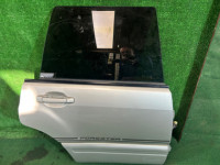 右后门 SUBARU FORESTER OEM 61401FC003 SF5 1998 SILVER 792