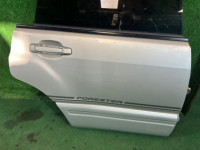 右后门 SUBARU FORESTER OEM 61401FC003 SF5 1998 SILVER 792