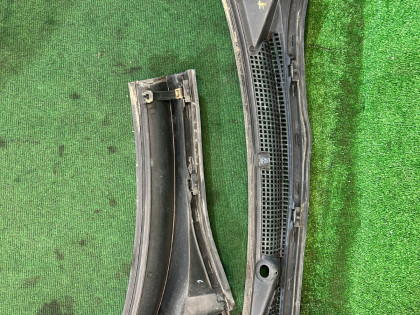 Жабо SUBARU FORESTER OEM 91151FC040 91151FC050 SF5 1998