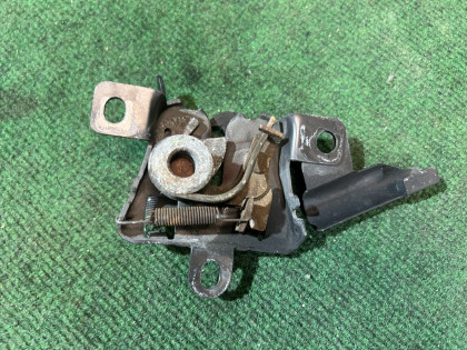 Cerradura del capó SUBARU FORESTER OEM 57310FC000 SF5 1998 SILVER 792