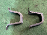 ขายึดเหล็กกันโคลงหลัง 20520AC000 20520AC010 SUBARU FORESTER