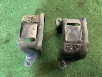 リアスタビライザーブラケット SUBARU FORESTER OEM 20520AC000 20520AC010 SF5 1998 SILVER 792