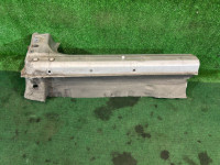 Estribo metálico izquierdo SUBARU FORESTER OEM 51402FC071 SF5 1998 SILVER 792