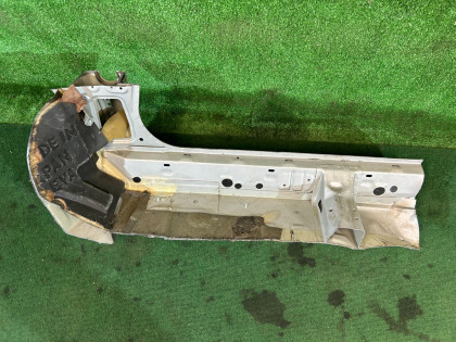 右门槛梁 SUBARU FORESTER OEM 51402FC061 SF5 1998 SILVER 792