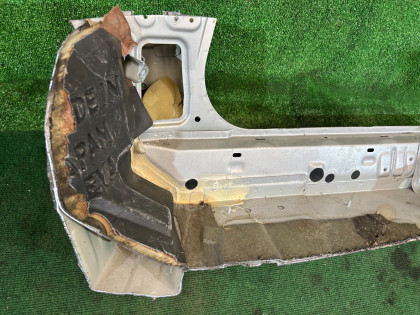 右门槛梁 SUBARU FORESTER OEM 51402FC061 SF5 1998 SILVER 792