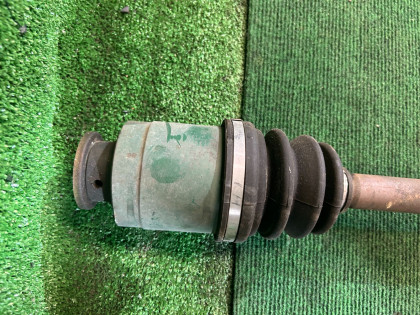 เพลาขับหน้า SUBARU FORESTER OEM 28021AC280 SF5 1998 EJ205 AT