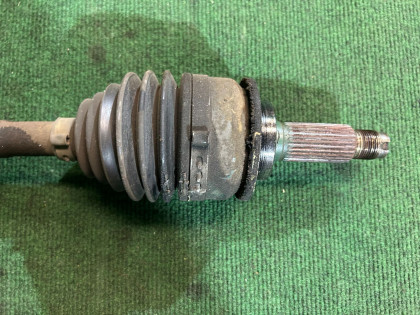 เพลาขับหน้า SUBARU FORESTER OEM 28021AC280 SF5 1998 EJ205 AT