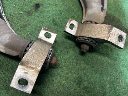 フロントアーム SUBARU FORESTER OEM 20200AA200 20200AA210 20201FA070 20201FA080 SF5 1998 EJ205 AT