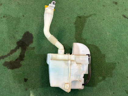 กระปุกน้ำฉีดกระจก SUBARU FORESTER OEM 86610SA050 SG5 2007 EJ205 AT