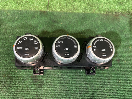 Climate control unit черный SUBARU FORESTER OEM 72311SA140 SG5 2007 EJ205 AT