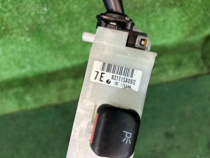 Mando de columna de dirección SUBARU FORESTER OEM 83111SA090 SG5 2007 EJ205 AT