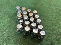 น็อตล้อ SUBARU FORESTER OEM 623006021 SG5 2007