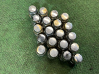 น็อตล้อ SUBARU FORESTER OEM 623006021 SG5 2007