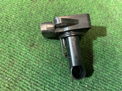 エアフロメーター SUBARU FORESTER OEM 22680AA310 SG5 2007 EJ205 AT