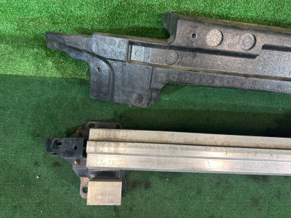 คานเหล็กกันชนหน้า SUBARU FORESTER OEM 57712SA240 57705SA060 SG5 2007