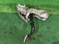 Pedal de freno SUBARU FORESTER OEM 36012SA000 SG5 2007 EJ205 AT