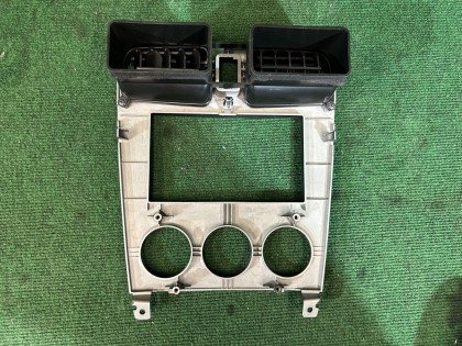 Moldura do rádio черная SUBARU FORESTER OEM 66060SA200 SG5 2007 BLACK 32J