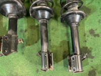 ストラット SUBARU FORESTER OEM 20360SA181 20360SA191 20380SA320 20310SA200 20310SA210 SG5 2007 EJ205 AT