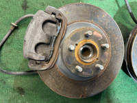 Ступицы передние SUBARU FORESTER OEM 28313AE020 28313AE030 28052AA000 26310AC041 SG5 2007 EJ205 AT