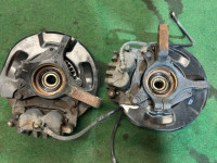 Ступицы передние SUBARU FORESTER OEM 28313AE020 28313AE030 28052AA000 26310AC041 SG5 2007 EJ205 AT