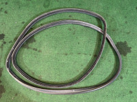 ยางขอบฝาท้าย 63516SA000 SUBARU FORESTER