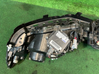 ไฟหน้า Ксенон Cross sports SUBARU FORESTER OEM 84002SA121 84002SA131 SG5 2007