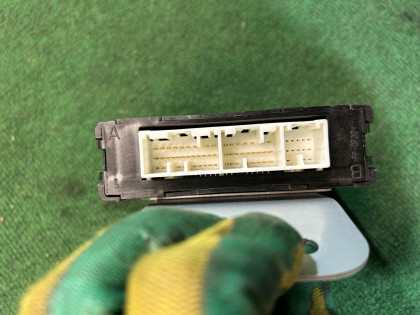 กล่องควบคุมเกียร์ SUBARU OUTBACK OEM 31711AK081 BP9 2006 EJ253 AT