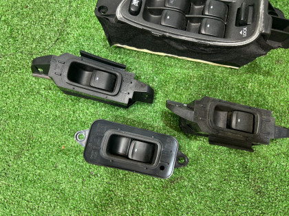 车窗控制模块 SUBARU OUTBACK OEM 83071AG011 83071AG040 BP9 2006 EJ253 AT