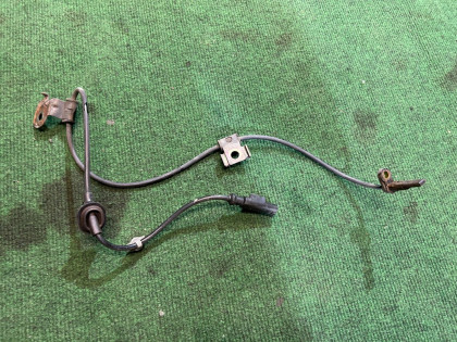 เซ็นเซอร์ ABS หน้าซ้าย 27540AG010 SUBARU OUTBACK