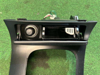คอนโซลคันเกียร์อัตโนมัติ Черная SUBARU OUTBACK OEM 92121AG060 BP9 2006