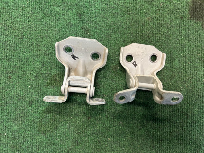 右フロントドアヒンジ SUBARU OUTBACK OEM 60070AG0009P 60070AG0109P BP9 2006 GOLD 39J