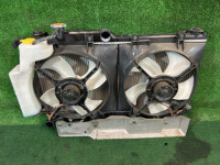 Radiador del motor SUBARU OUTBACK OEM 45119AG000 BP9 2006 EJ253 AT