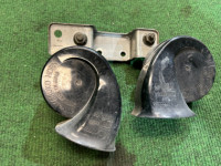 แตร гудок SUBARU OUTBACK OEM 86012AG020 86012AG030 BP9 2006 EJ253 AT
