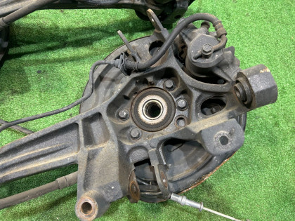 Bujes traseros SUBARU OUTBACK OEM 28473AG000 26700AG000 26692AG020 26692AG030 BP9 2006 EJ253 AT