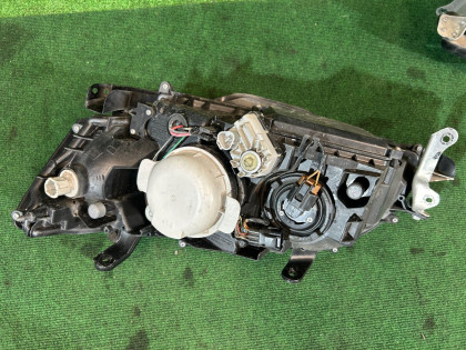 ไฟหน้า Ксенон SUBARU OUTBACK OEM 84001AG862 84001AG872 BP9 2006