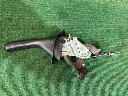 サイドブレーキ кожа SUBARU FORESTER OEM 26001FC010ML SF5 1998 SILVER 792