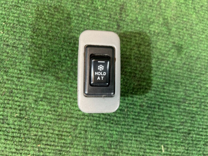 สวิตช์ Power/Hold 83243FA040 SUBARU FORESTER