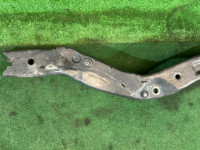 Brazo longitudinal правая SUBARU FORESTER OEM 50515SA020 SG5 2007 EJ205 AT