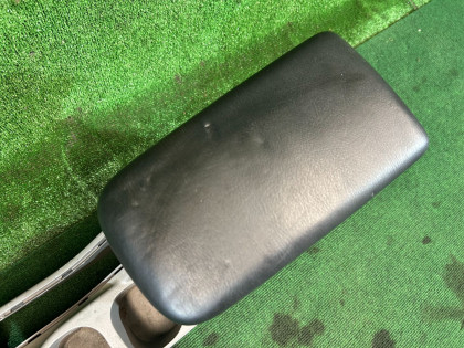 Glovebox and armrest SUBARU FORESTER OEM 92113FE100ND SG5 2007 BLACK 32J