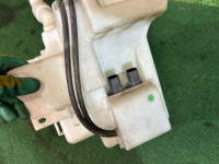 กระปุกน้ำฉีดกระจก SUBARU FORESTER OEM 86610SA050 SG5 2007 EJ205 AT