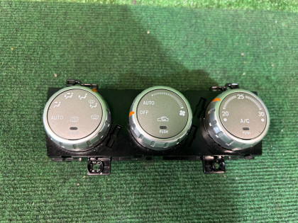 Mando de climatización SUBARU FORESTER OEM 72311SA110 SG5 2007 EJ205 AT