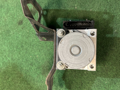 กล่อง ABS SUBARU FORESTER OEM 27594SA071 SG5 2007 EJ205 AT