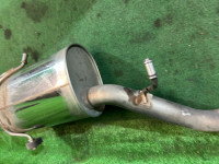 Silencioso trasero SUBARU FORESTER OEM 44300SA160 SG5 2007 EJ205 AT