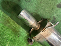 Silencioso trasero SUBARU FORESTER OEM 44300SA160 SG5 2007 EJ205 AT