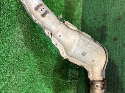 ท่อร่วมไอเสีย Даун-пайп SUBARU FORESTER OEM 44612AA060 SG5 2007 EJ205 AT