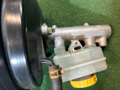 制动总泵 SUBARU FORESTER OEM 26401FA021 SG5 2007 EJ205 AT