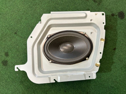 ลำโพงซับวูฟเฟอร์ 86301SA080 SUBARU FORESTER